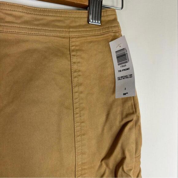 Aritzia Sunday Best Tie-Front Whitney Ruffle Mini Skirt - Picture 6 of 12